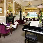 Hotel The